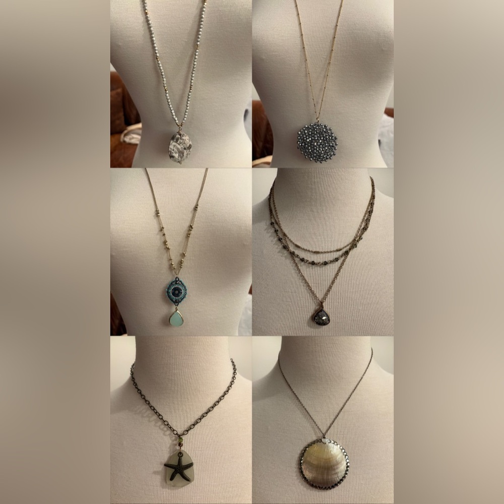 Multicolor Necklace Set